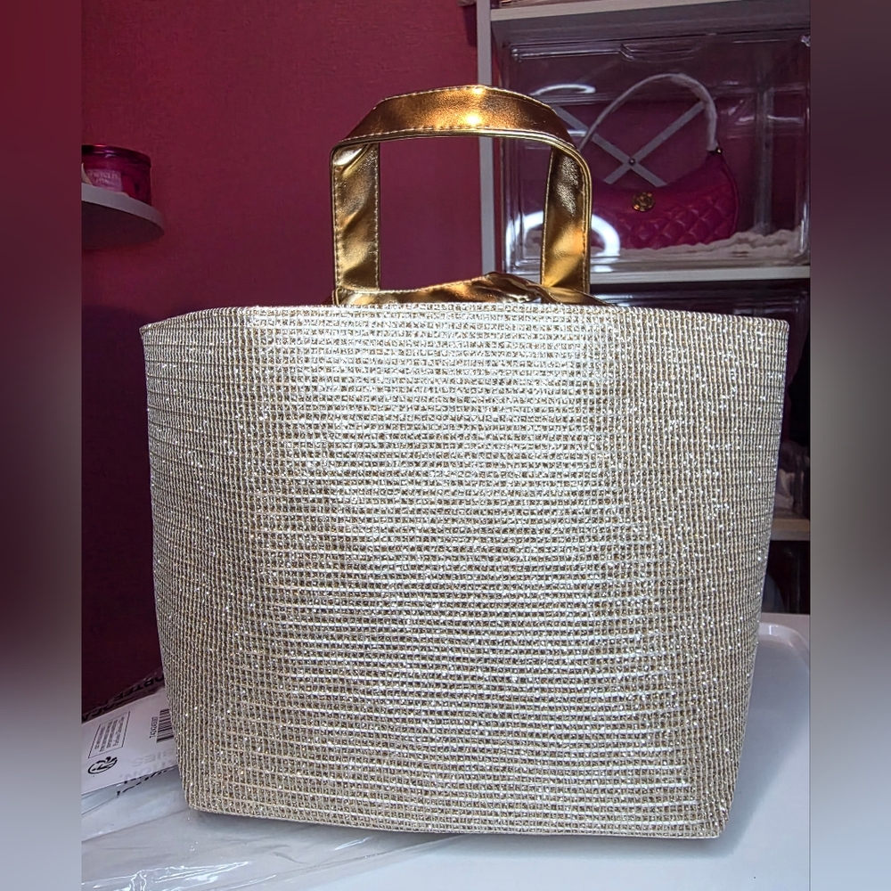 NEW Dior Parfums 2025 Gold Tote Bag! - Picture 8 of 14